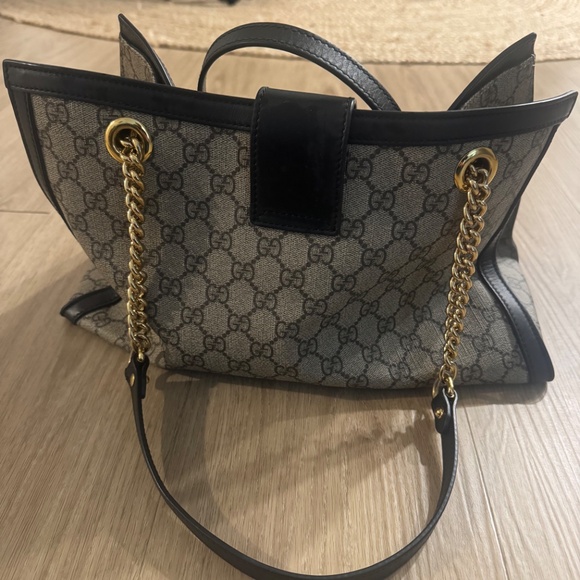 Gucci Handbag - Picture 2 of 5